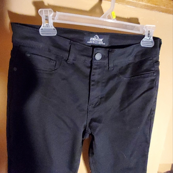 Jordache High Rise Ankle Jeans - Picture 4 of 8